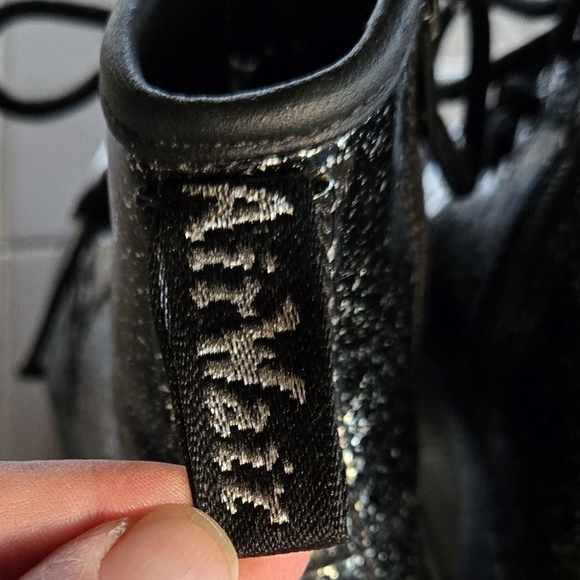 Dr. Martens• 1460 J Child Glitter Lace Up Combat Boot. Sz 12 - Picture 7 of 10
